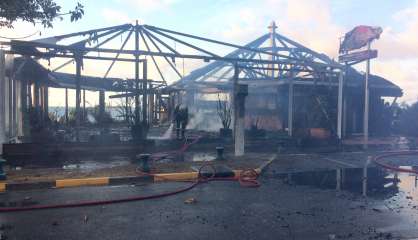 [MAJ DIM 18h] Un incendie réduit le restaurant Fun Beach en cendres