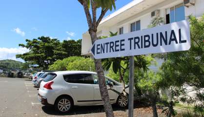 Au Camp-Est après avoir agressé sa compagne à coups de hachoir