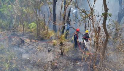 Incendies au Mont-Dore : plus d'habitation en danger, des opérations toujours difficiles