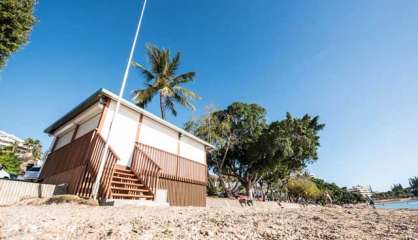 Réouverture du poste de surveillance et de secours de la baie des Citrons