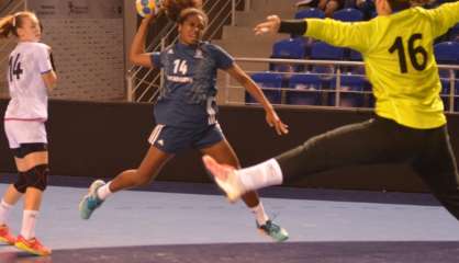 Handball : Suzanne Wajoka et les Bleues s'arrêtent en demi-finale