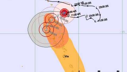 Le cyclone Donna à moins de 150 km du Vanuatu