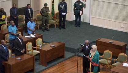 Vanuatu : Tallis Obed Moses élu président