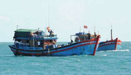 « Blue boats » en fuite, aucun navire militaire pour les poursuivre