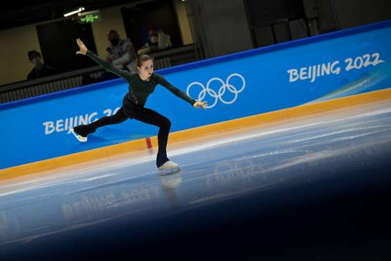 JO-2022/Patinage: Valieva, le tourbillon des 