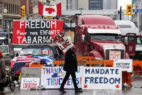 Contestation anti-mesures sanitaires: 13e jour de blocage au Canada, inquiétude pour l'économie