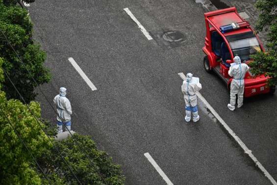 Covid en Chine: le bilan s'alourdit à Shanghai, la ville de Pékin en alerte