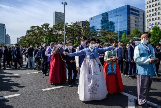 Corée du Sud: Yoon Suk-yeol investi président, en pleines tensions intercoréennes