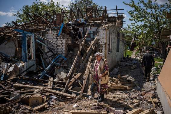 Ukraine: la vie à Vilkhivka, village libéré près de Kharkiv