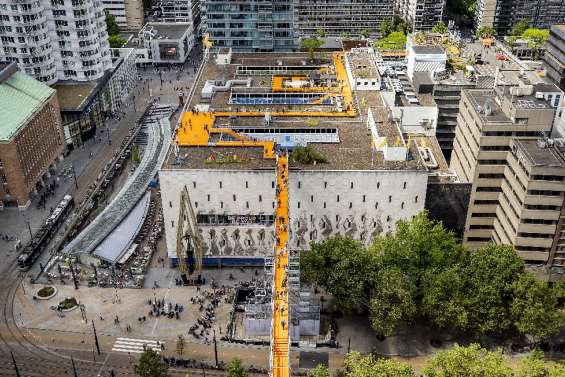 A Rotterdam, une promenade sur les toits pour découvrir la ville du futur