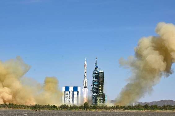 Des astronautes de retour dans la station spatiale chinoise