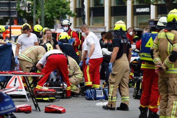 Allemagne : une voiture percute des passants dans le centre de Berlin, un mort