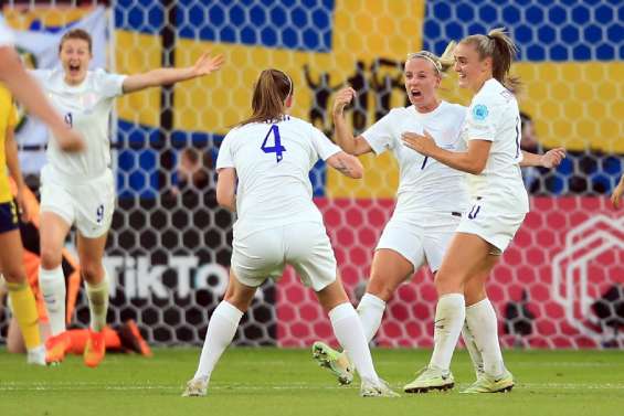 Euro féminin: l'Angleterre fait voler la Suède en éclats et jouera la finale