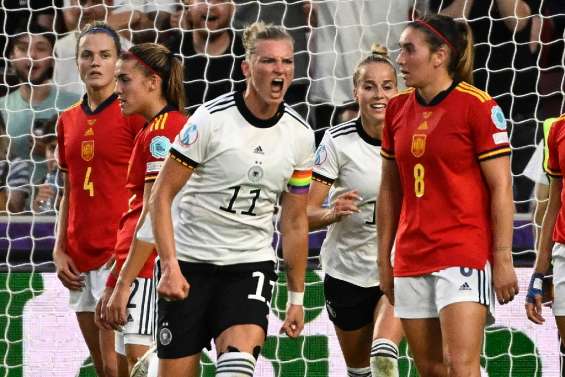 Euro féminin: l'Allemagne mate l'Espagne et file en quart