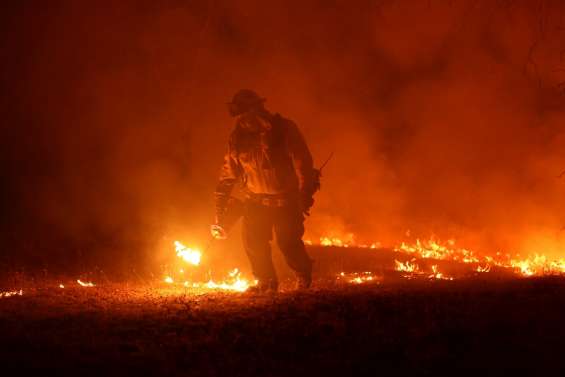 Les Etats-Unis face à des températures extrêmes, incendie alarmant en Californie