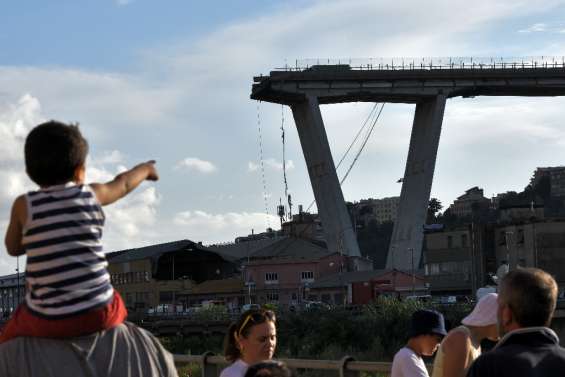 Italie: quatre ans après, début sous haute tension du procès du pont effondré de Gênes