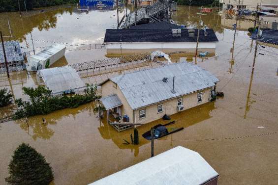 Etats-Unis: le bilan des inondations dans le Kentucky passe à 15 morts et pourrait doubler 