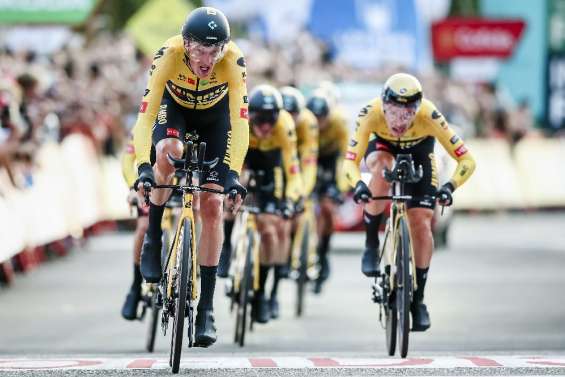 Tour d'Espagne: Jumbo-Visma écrase le chrono inaugural, Gesink en rouge