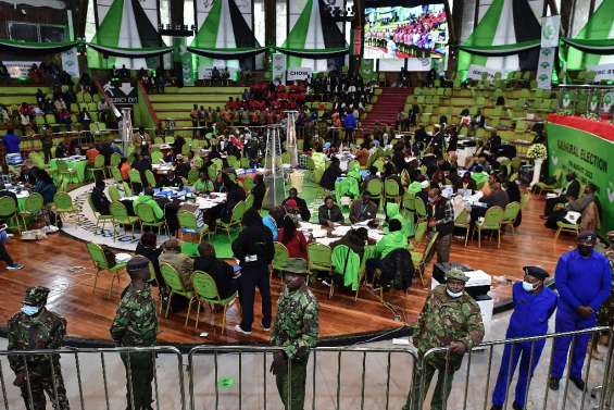 William Ruto élu sur le fil président du Kenya dans une ambiance chaotique