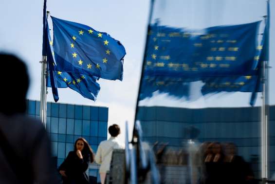 Zone euro: le taux de chômage inchangé en juin à 6,6%, toujours au plus bas