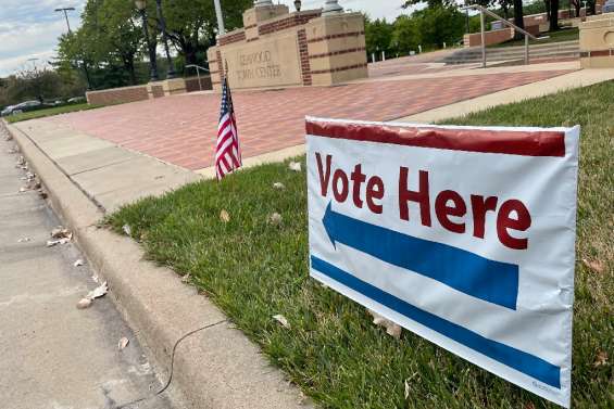 Le Kansas vote pour garantir le droit à l'avortement lors d'un scrutin test