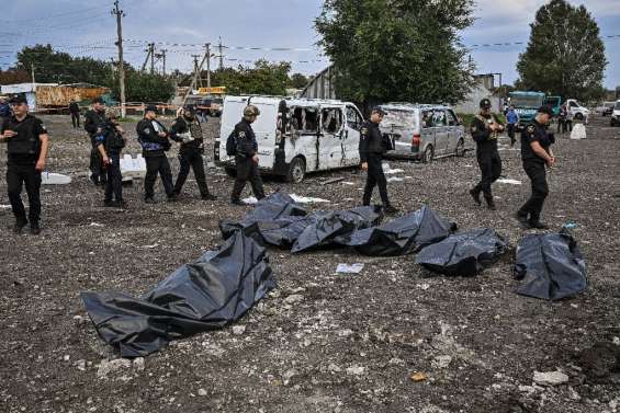 Dans un centre de transit bombardé du Sud ukrainien, l'abomination de la guerre