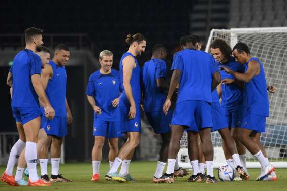 Mondial: les Bleus visent déjà les huitièmes, Messi dos au mur