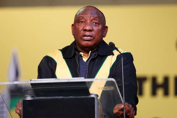 Afrique du Sud: l'ANC se réunit lundi pour évoquer l'avenir du président