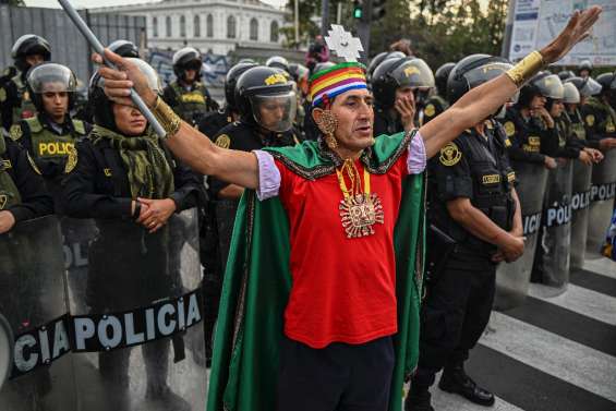 Pérou: un mort lors d'affrontements à la veille du grand rassemblement prévu à Lima 