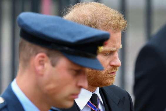 Le prince Harry à la télévision pour défendre ses mémoires à sensation sur la famille royale