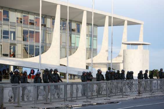 Brésil: sécurité renforcée avant de nouvelles manifestations bolsonaristes