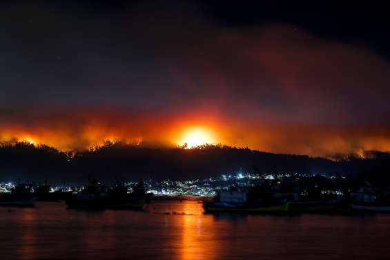 Incendies au Chili: couvre-feu décrété dans les zones les plus touchées 