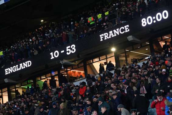 Six nations: royal en Angleterre, le XV de France toujours dans le coup