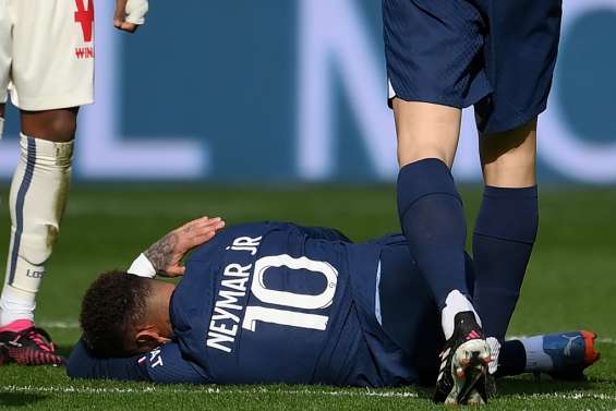 C1/Paris SG: Neymar rechute encore, saison compromise