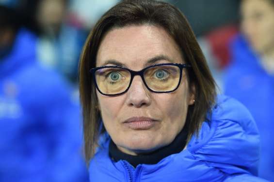 Foot/Bleues: Corinne Diacre démise de ses fonctions de sélectionneuse (FFF) 