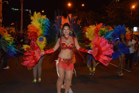 Le défilé du 30e carnaval de Nouméa s'achève