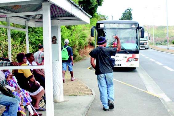 Les bus se font attendre à Kaméré