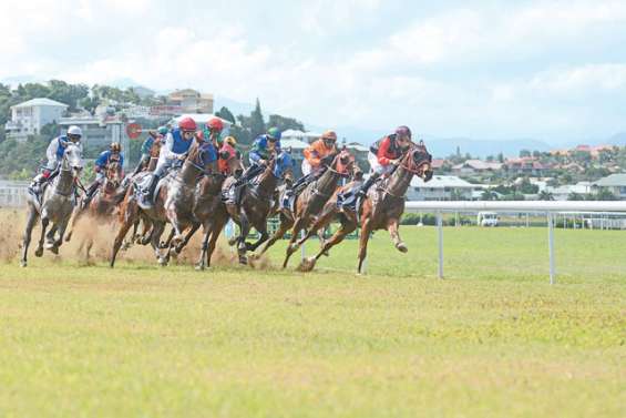 Les courses font leur retour à Nouméa