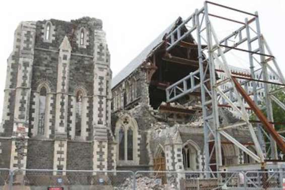 Une cathédrale en carton