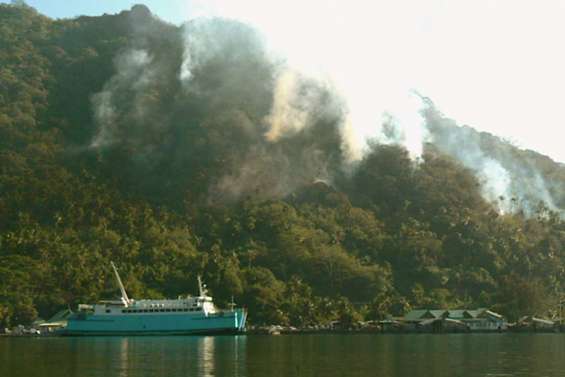 Un incendie difficile à maîtriser