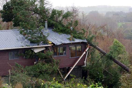 Une tornade fait douze blessés