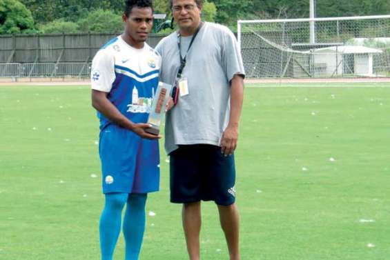 Roy Kayara sacré meilleur joueur