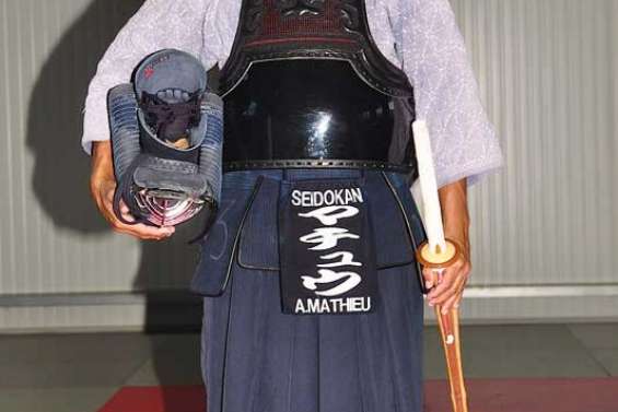 Le kendo s'élance