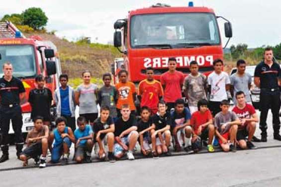 A l'école des jeunes pompiers