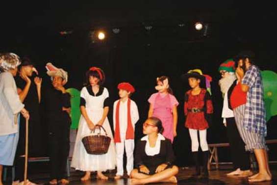 Les contes de l'atelier théâtre