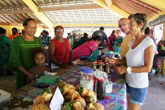 Pas de vacances au marché de Wé