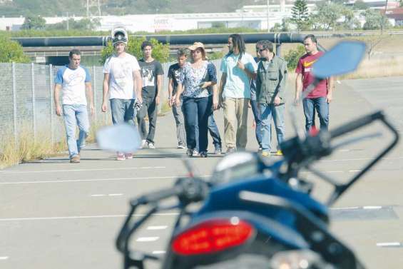 Les motos ont le feu vert