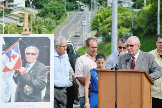 La route de la Baie-des-Dames porte désormais le nom de José-Casaroli