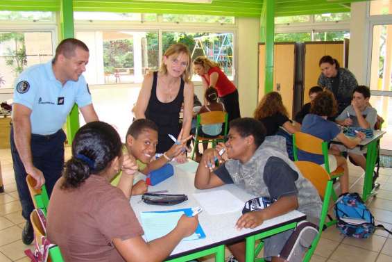 La justice s'invite au collège Léopold-Djiet