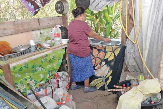 Le squat Sakamoto affronte les mois chauds sans eau